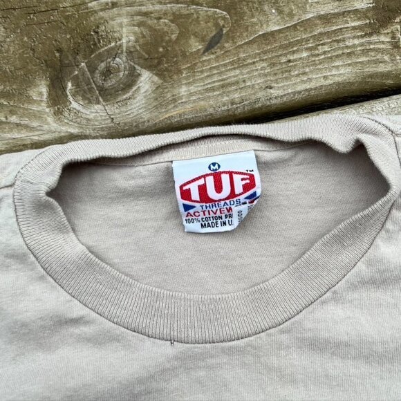 VINTAGE TOMMY Girl Heart embroidered tan tshirt Medium - Picture 4 of 8